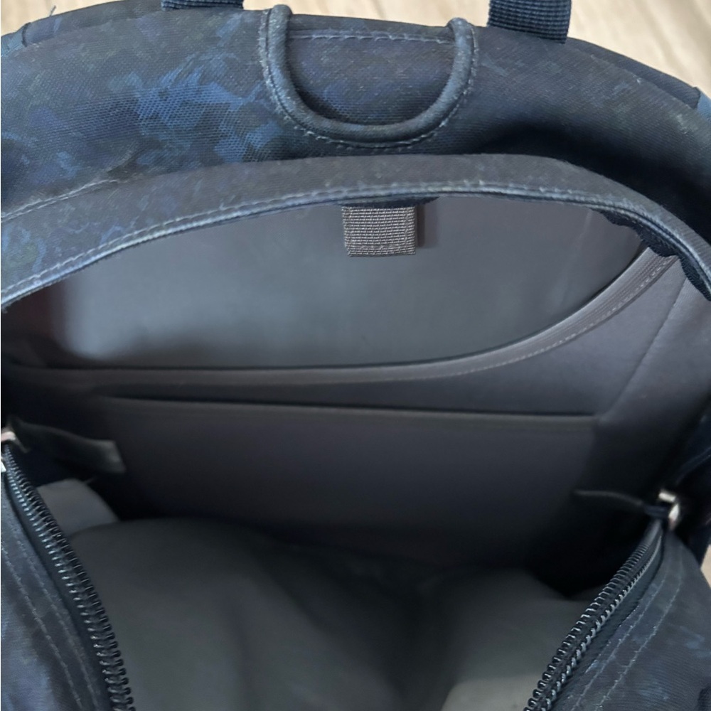 the north face backpack - Picture 4 of 5